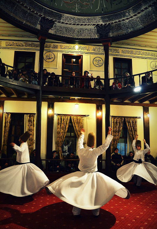 رقصة الدراويش في تركيا